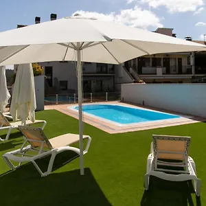 Cal Marcal Apartahotel